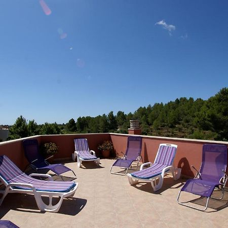 Hotel Mont-Roig ภายนอก รูปภาพ