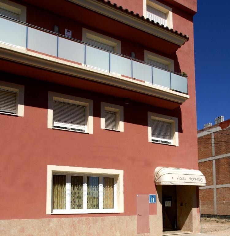 Hotel Mont-Roig ภายนอก รูปภาพ